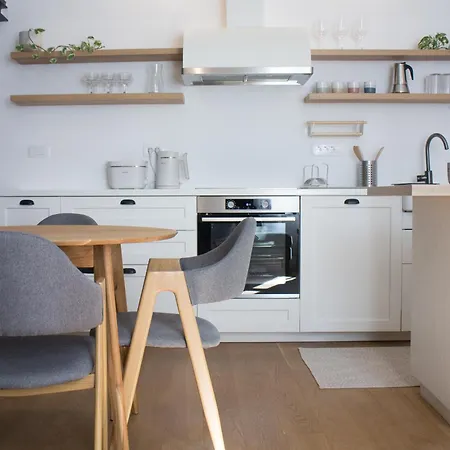 Crystal City Apartment Self-Check-In Ljubljana Extérieur photo